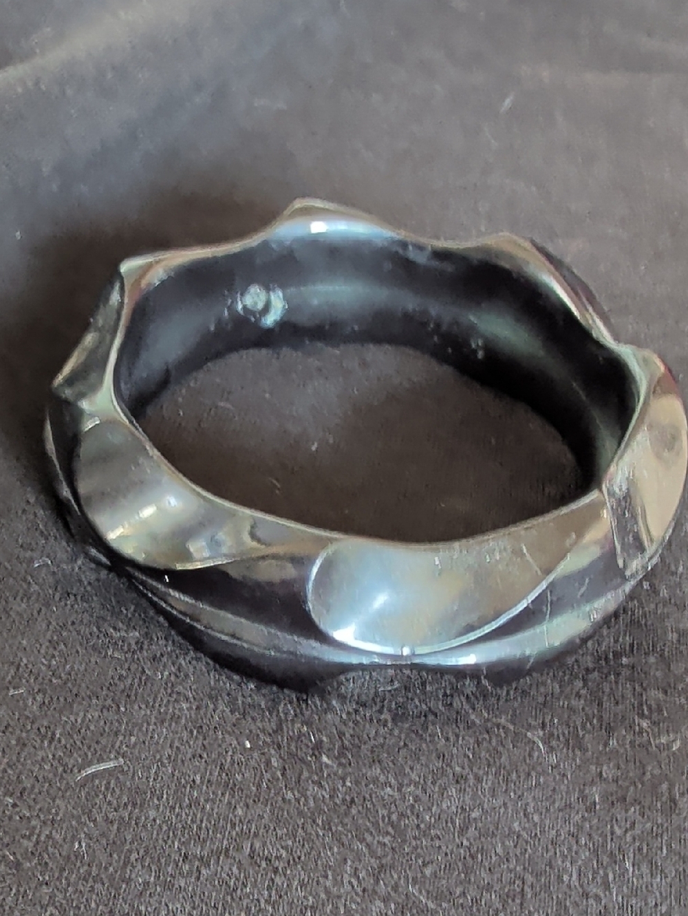 Black Sculpted Bangle Bracelet